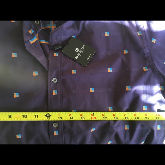 Bugatchi button down shirt. ✨Beautiful✨ - Picture 6 of 8